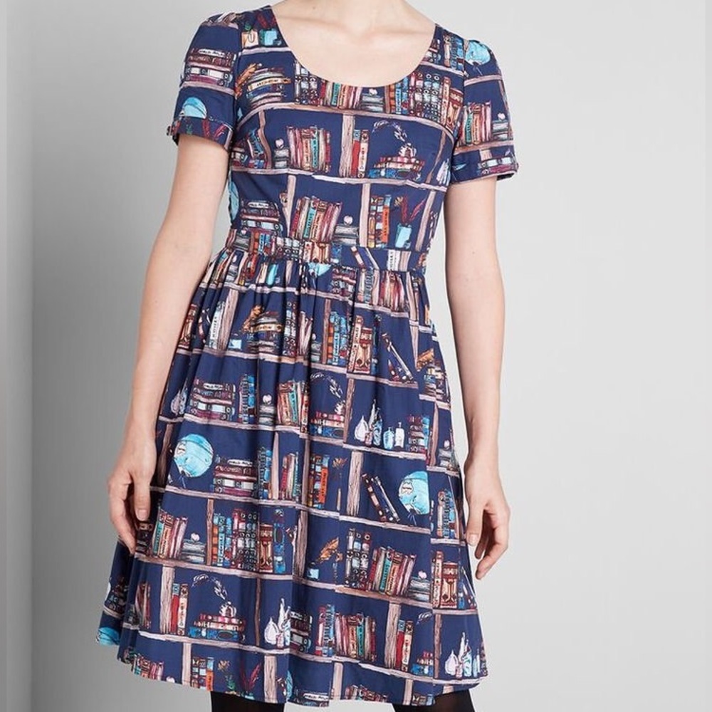 Blue Book Print Dress - Picture 2 of 13